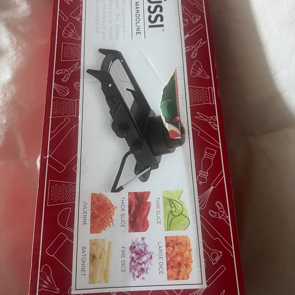 Versatile Black Mandoline Slicer by Borissi
